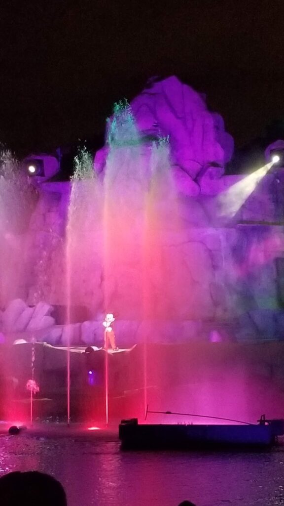 Fantasmic Colors