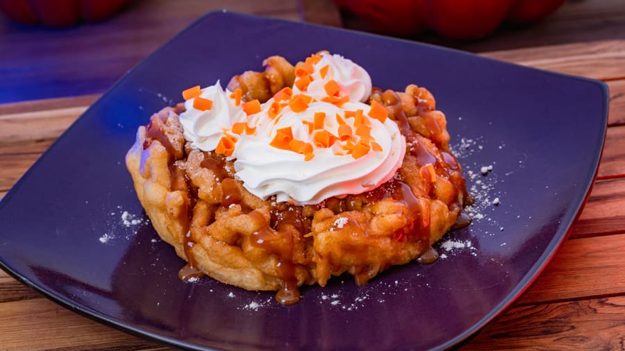 Disneyland Halloween Treats Pumpkin Spice Funnel Cake