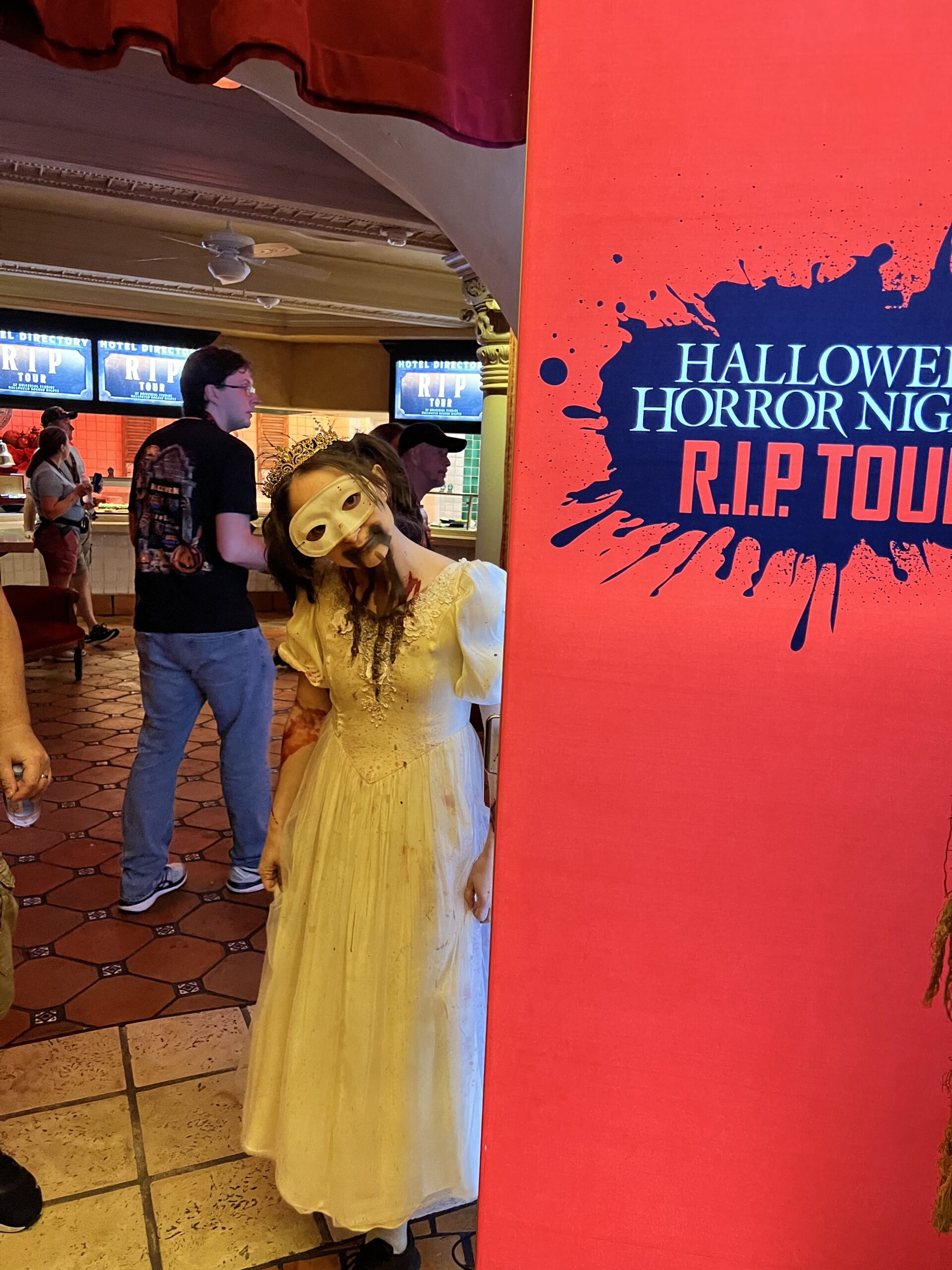 First Time at Halloween Horror Nights RIP Tour