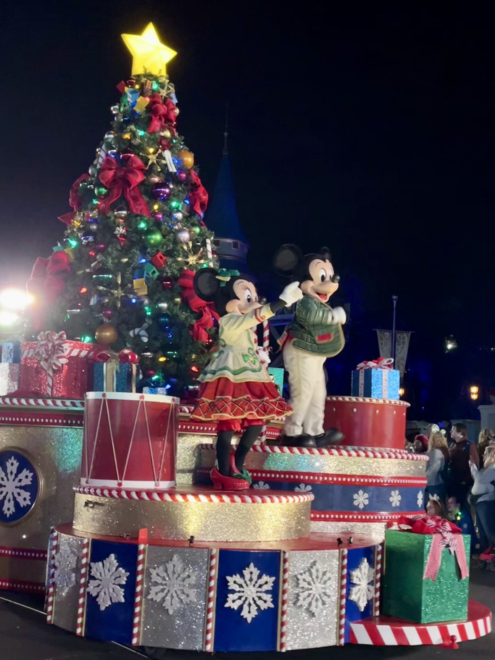 Mickey & minnie Mickey's Very Merry Christmas Party