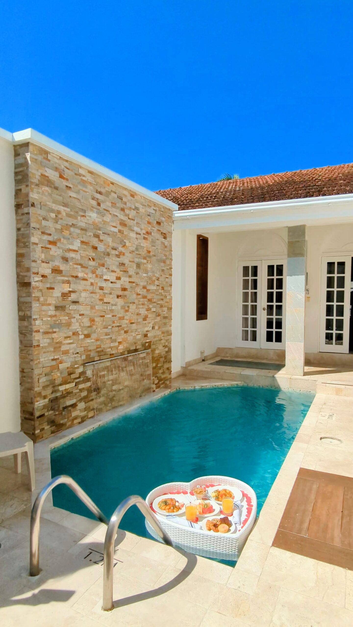 Romeo and Juliet One Bedroom Villa Suites with a Private Pool Sanctuary Sandals Och Honeymoons