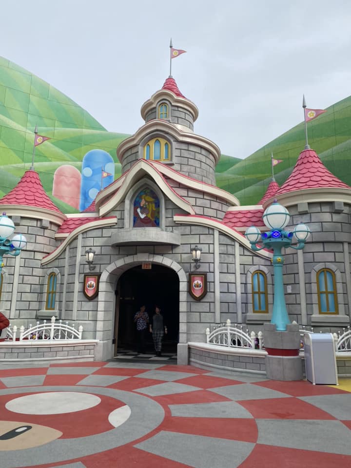 Super Nintendo World Princess Peach Castle 