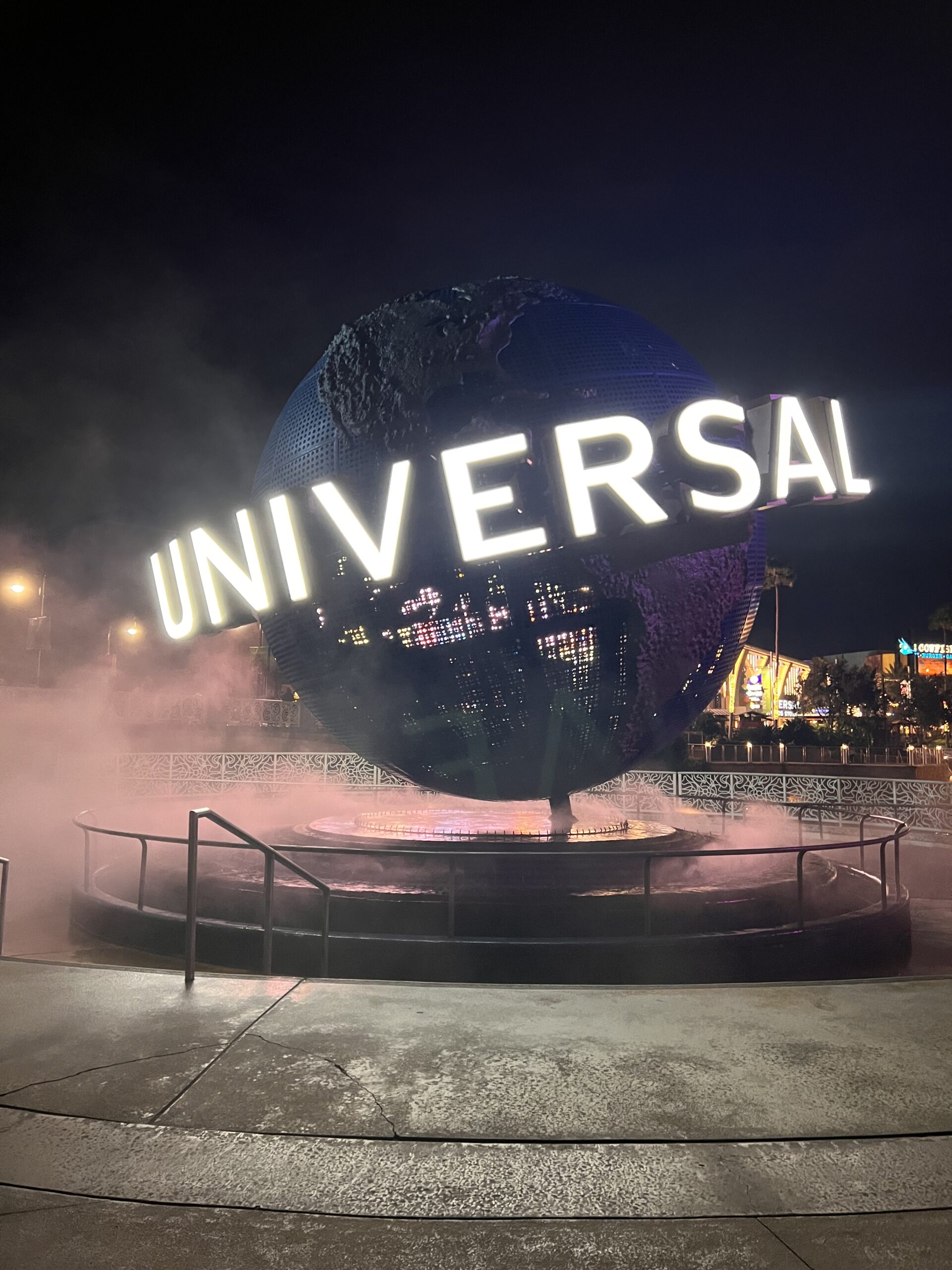 Universal News