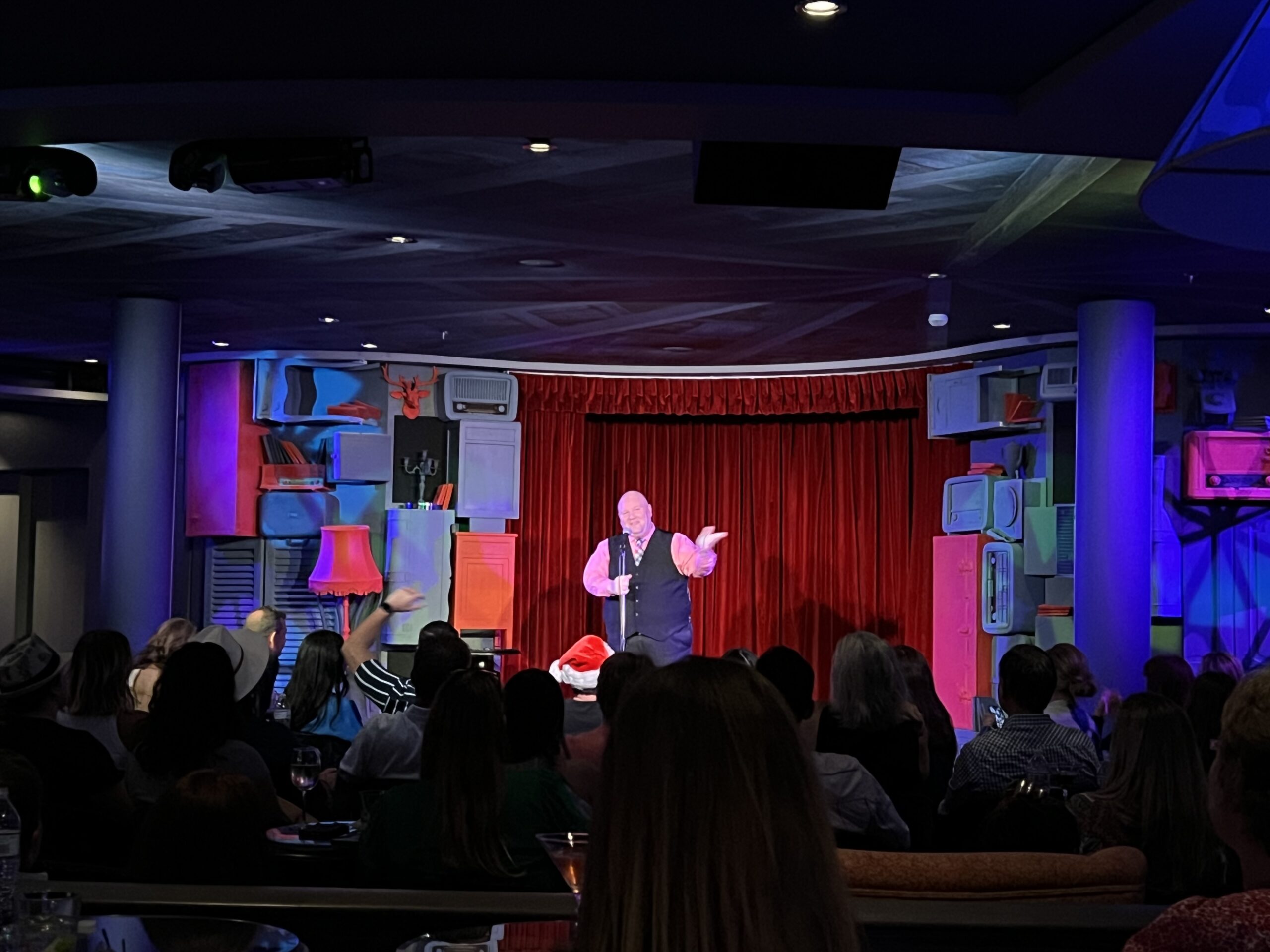 Entertainment Onboard Wonder of the Seas comedy