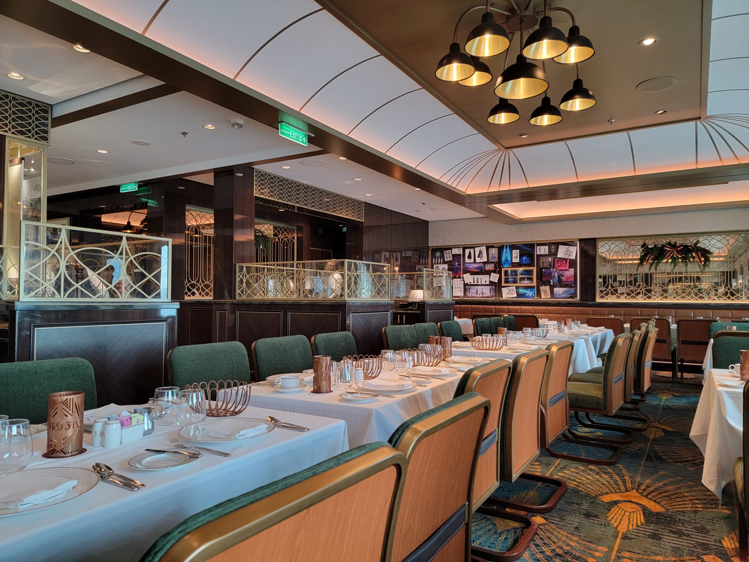 1923 Disney Wish Dining Aboard The Disney Wish