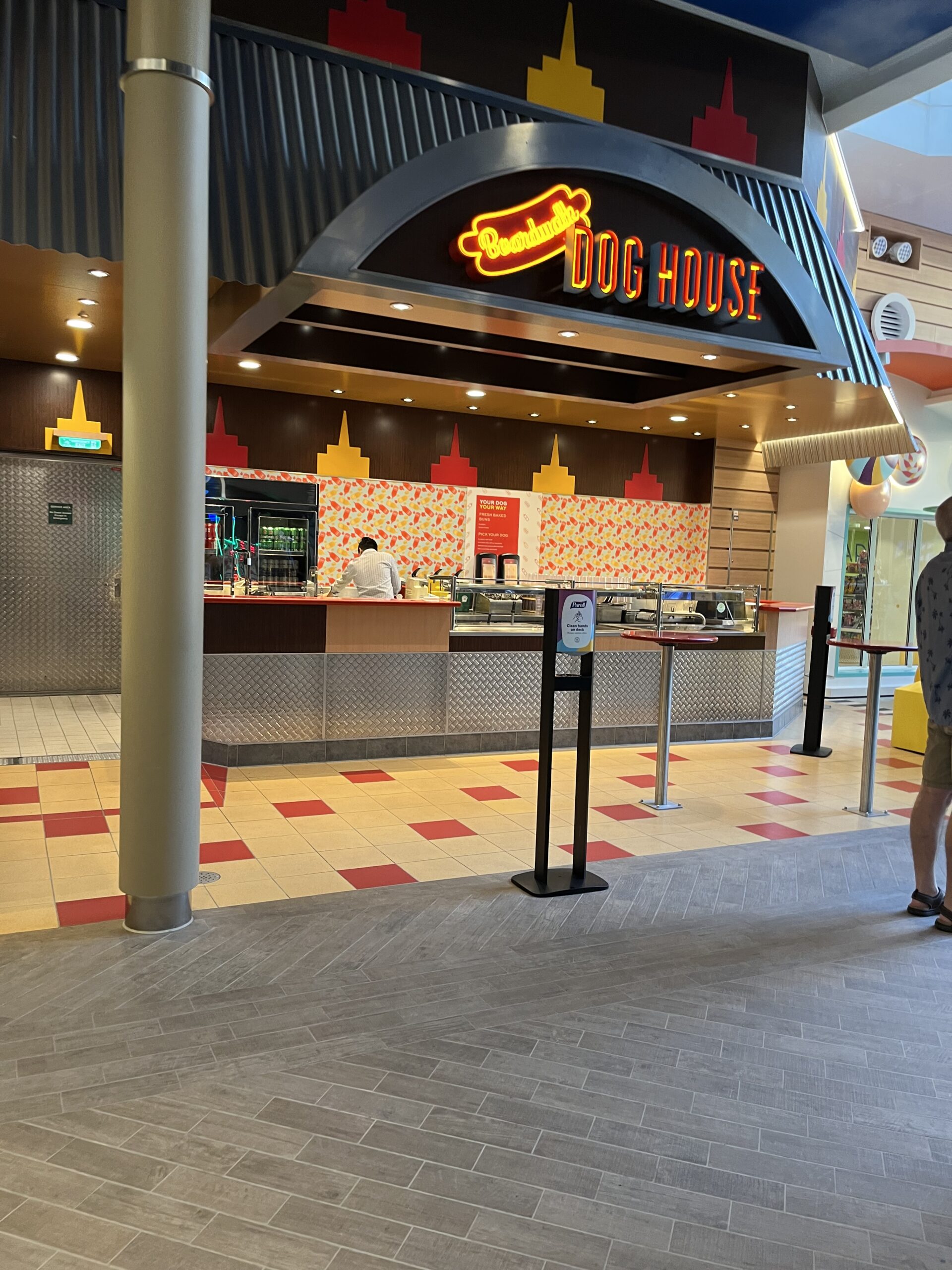 Wonder of the Seas Dining Dog House