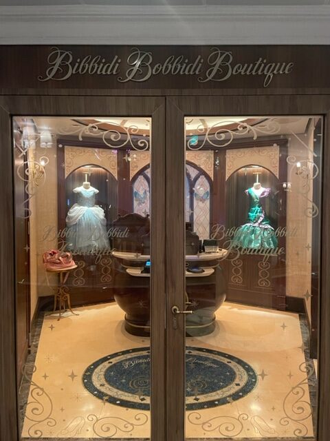 Bibbidi Bobbidi Boutique Kids on the Disney Wish