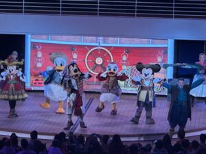 pirate night show