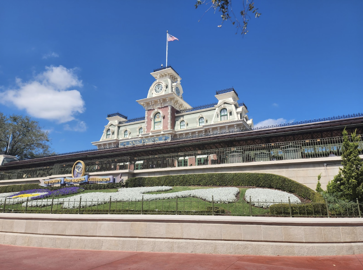 Difference Between Disney Parks and a Disney Cruise