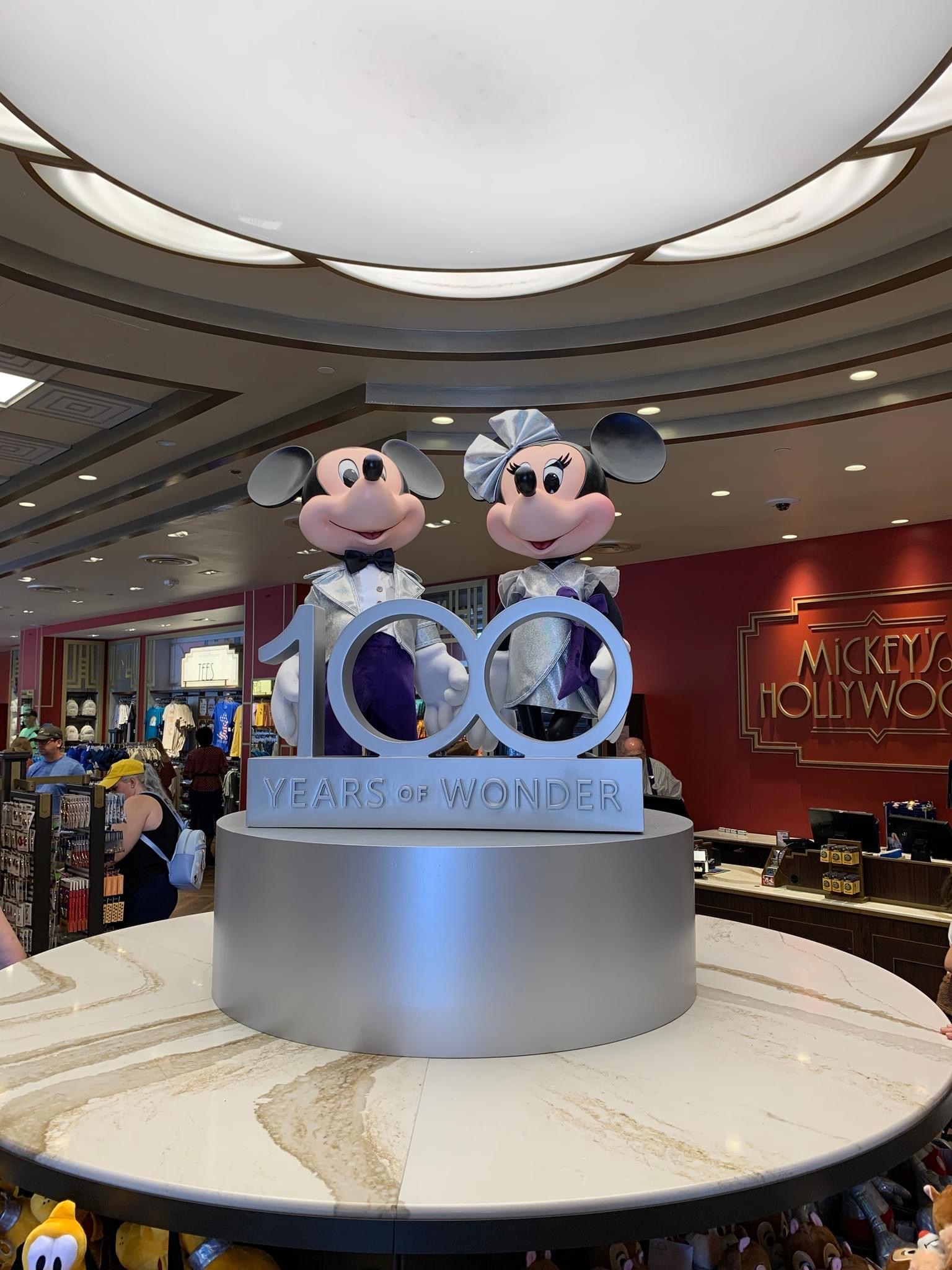 Disney100 Mickey Minnie