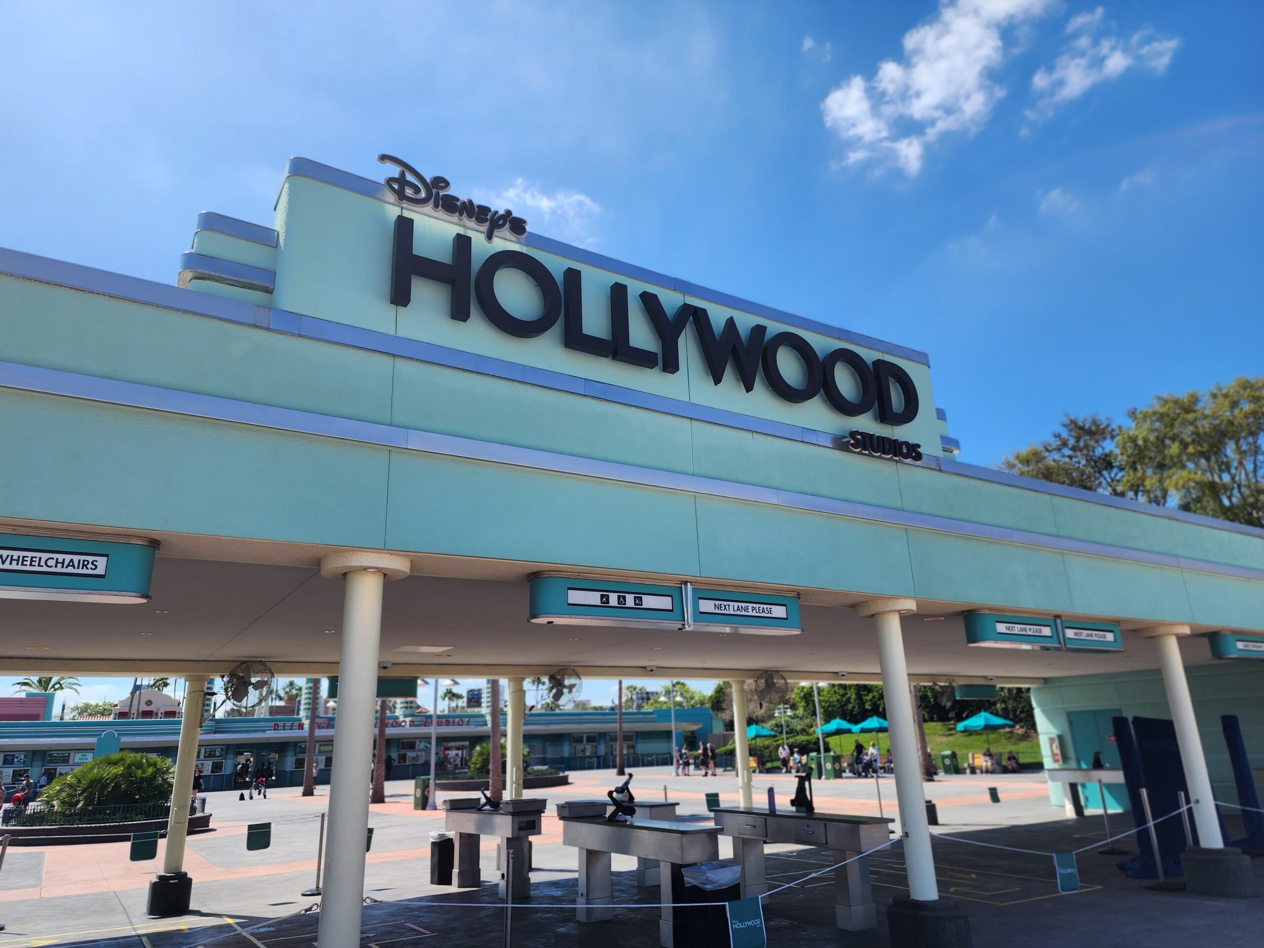 Hollywood Studios Sign 4 Parks 1 Day Challenge