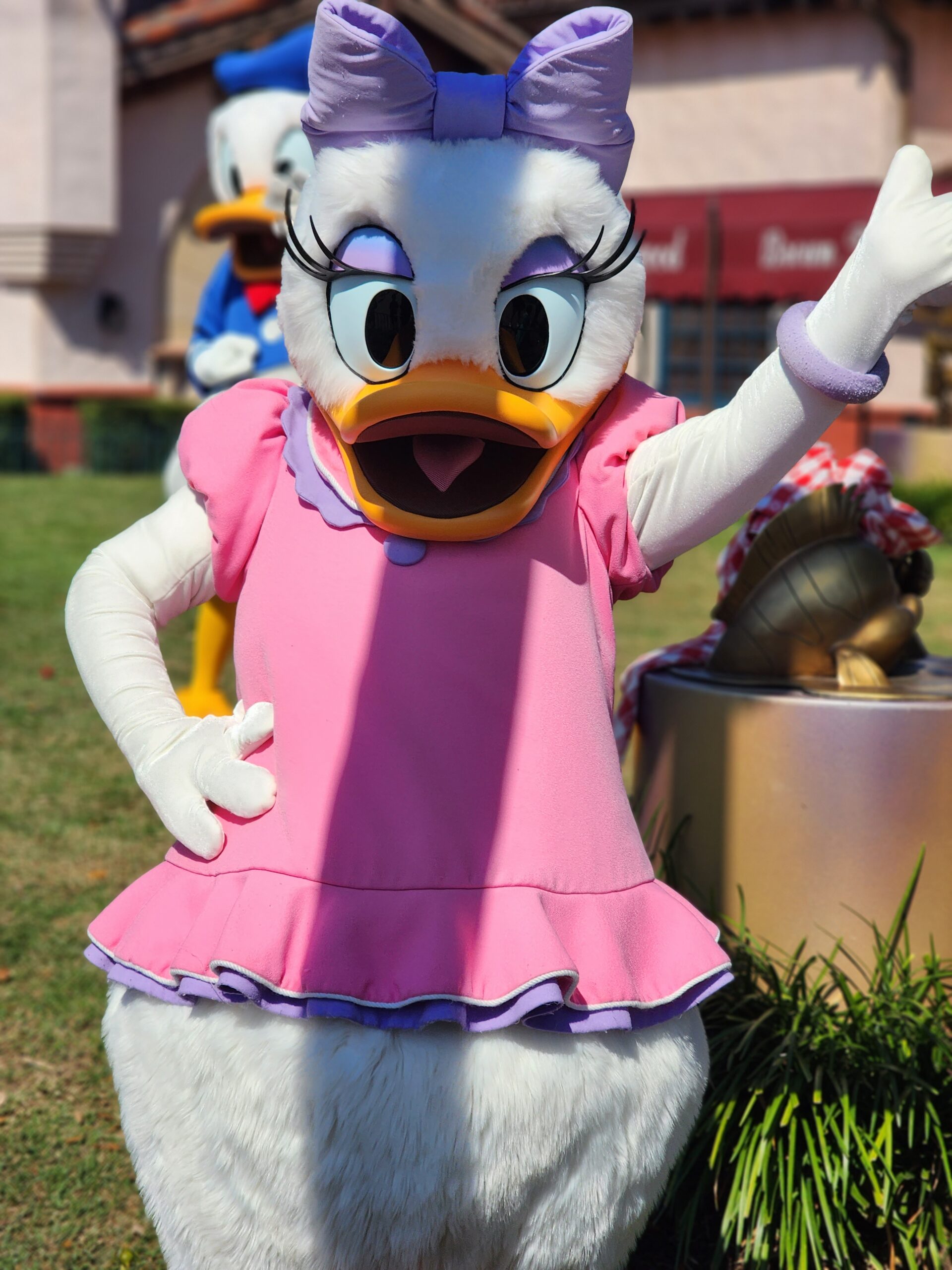 Daisy Duck 4 Parks 1 Day Challenge
