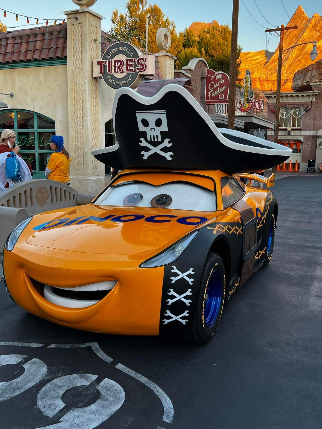 Pirate Cruz Cars Land
