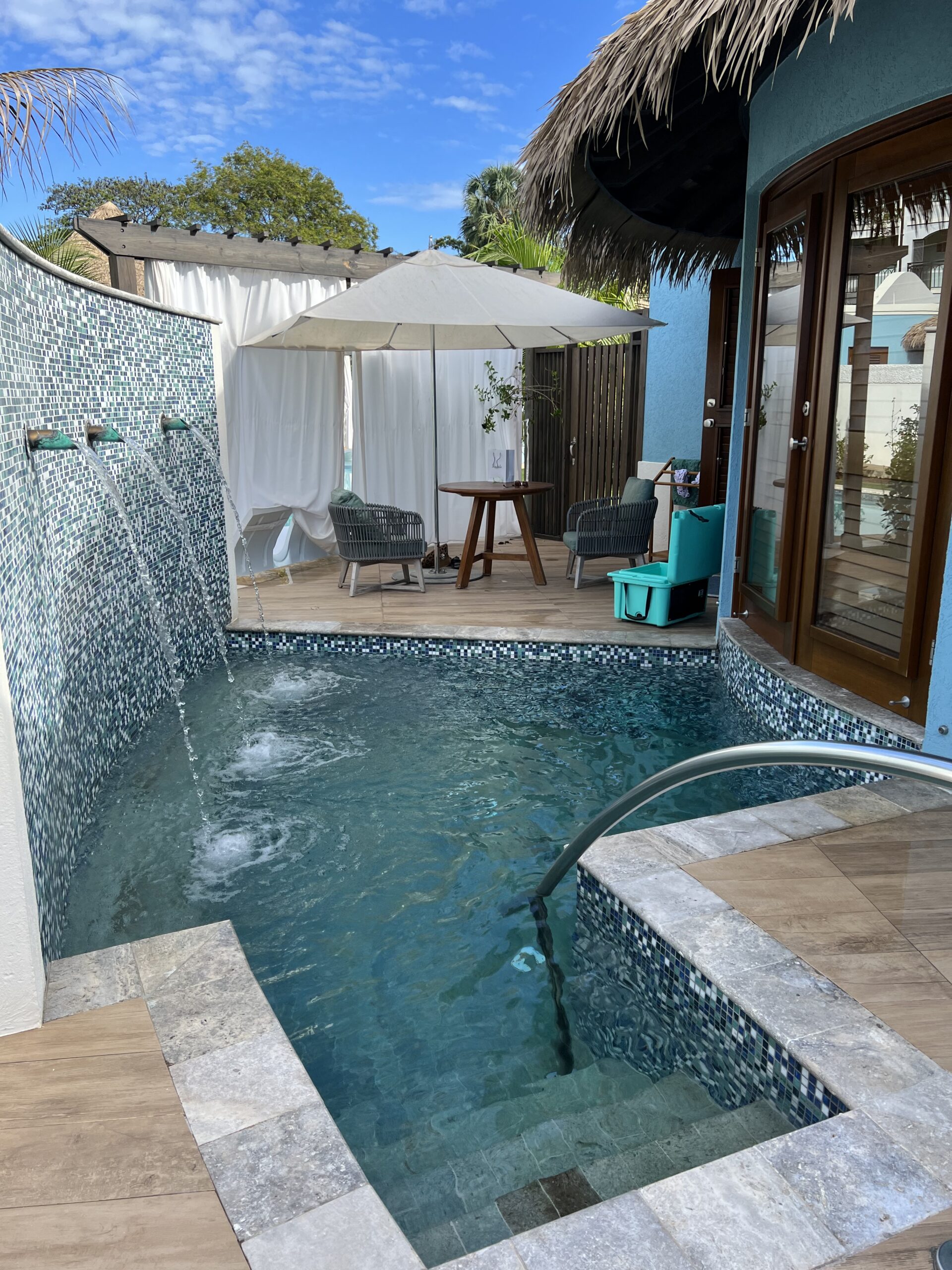 Sandals South Coast Rondovals