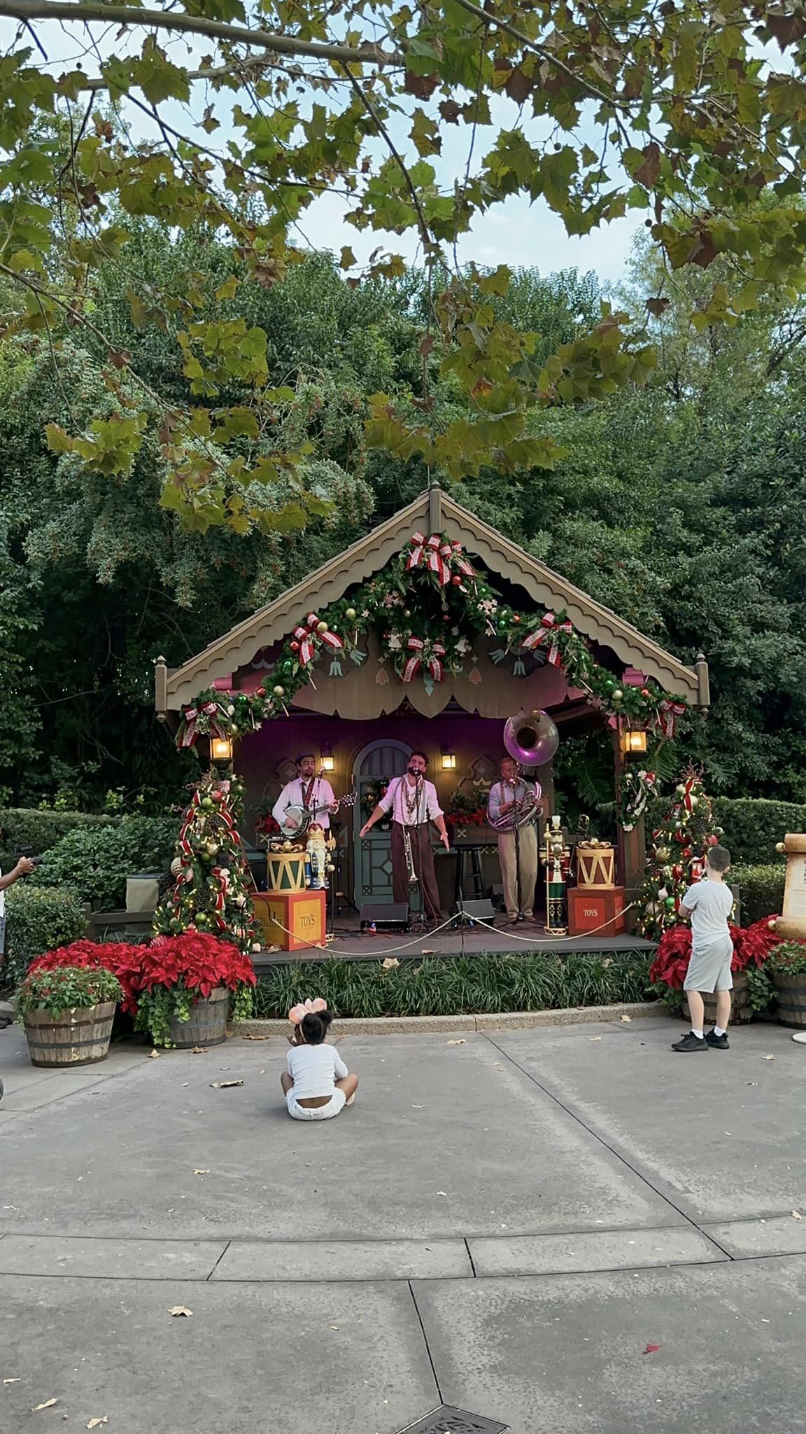 2023 EPCOT International Festival of the Holidays