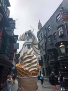Snacks Around Universal Orlando butterbeer ice cream