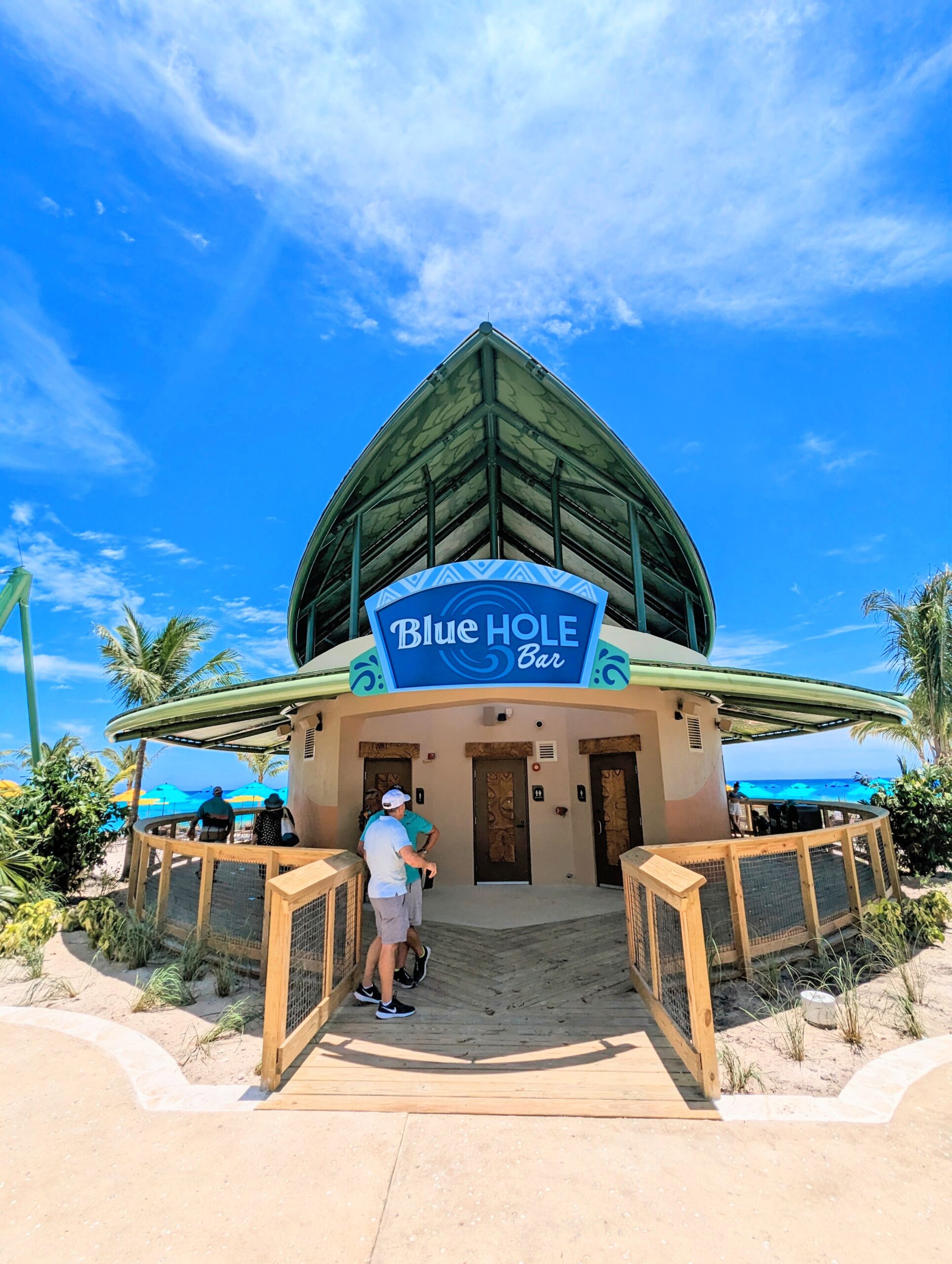 Blue Hole Bar Adult-Exclusive Areas Lookout Cay at Lighthouse Point