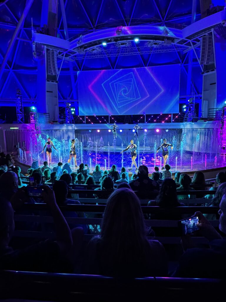 AQUA80too in the Aquatheatre