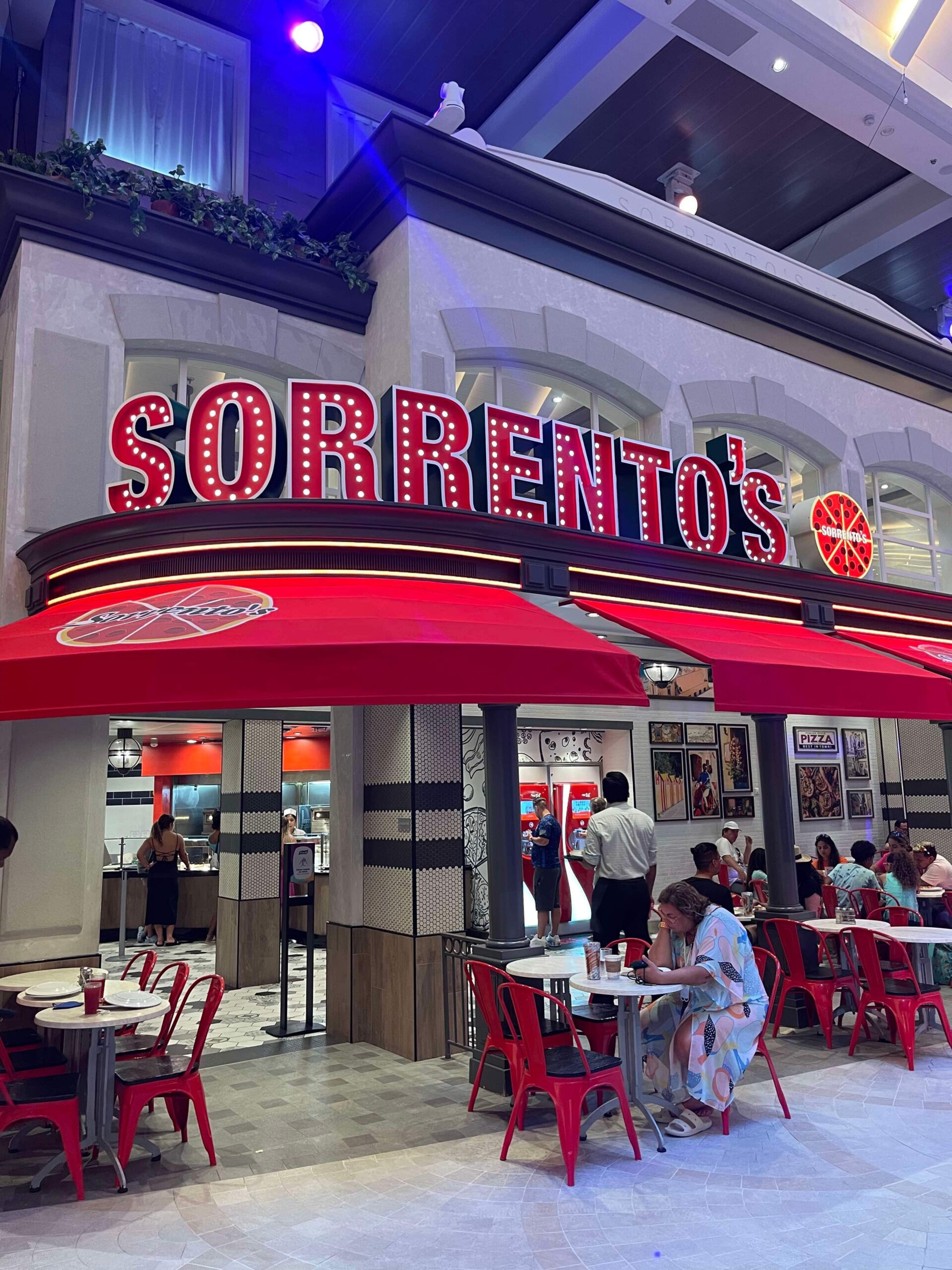 Dining onboard the Utopia of the Seas