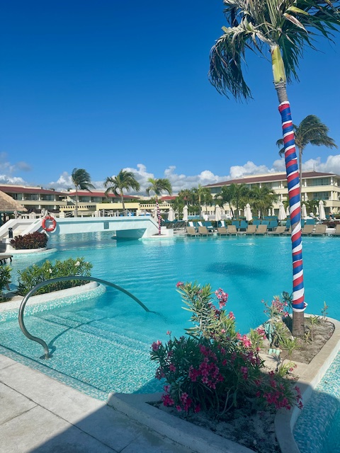 Pool Moon Palace Cancun