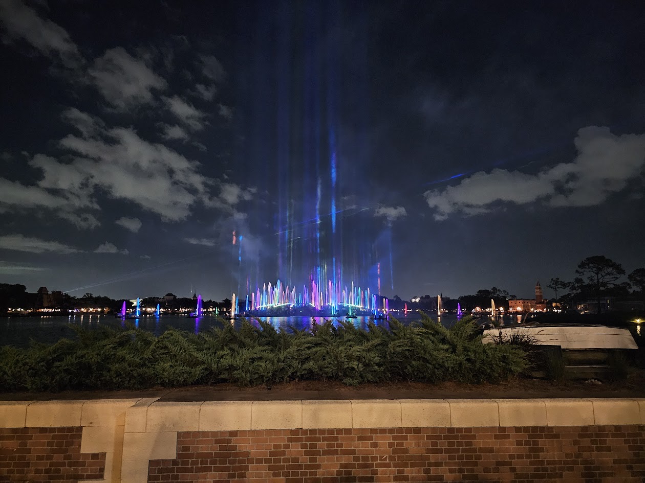 Rose & Crown Fireworks Dining Package