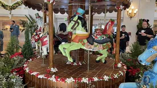 Tips for Celebrating the Holidays at Walt Disney World Beach Club Gingerbread