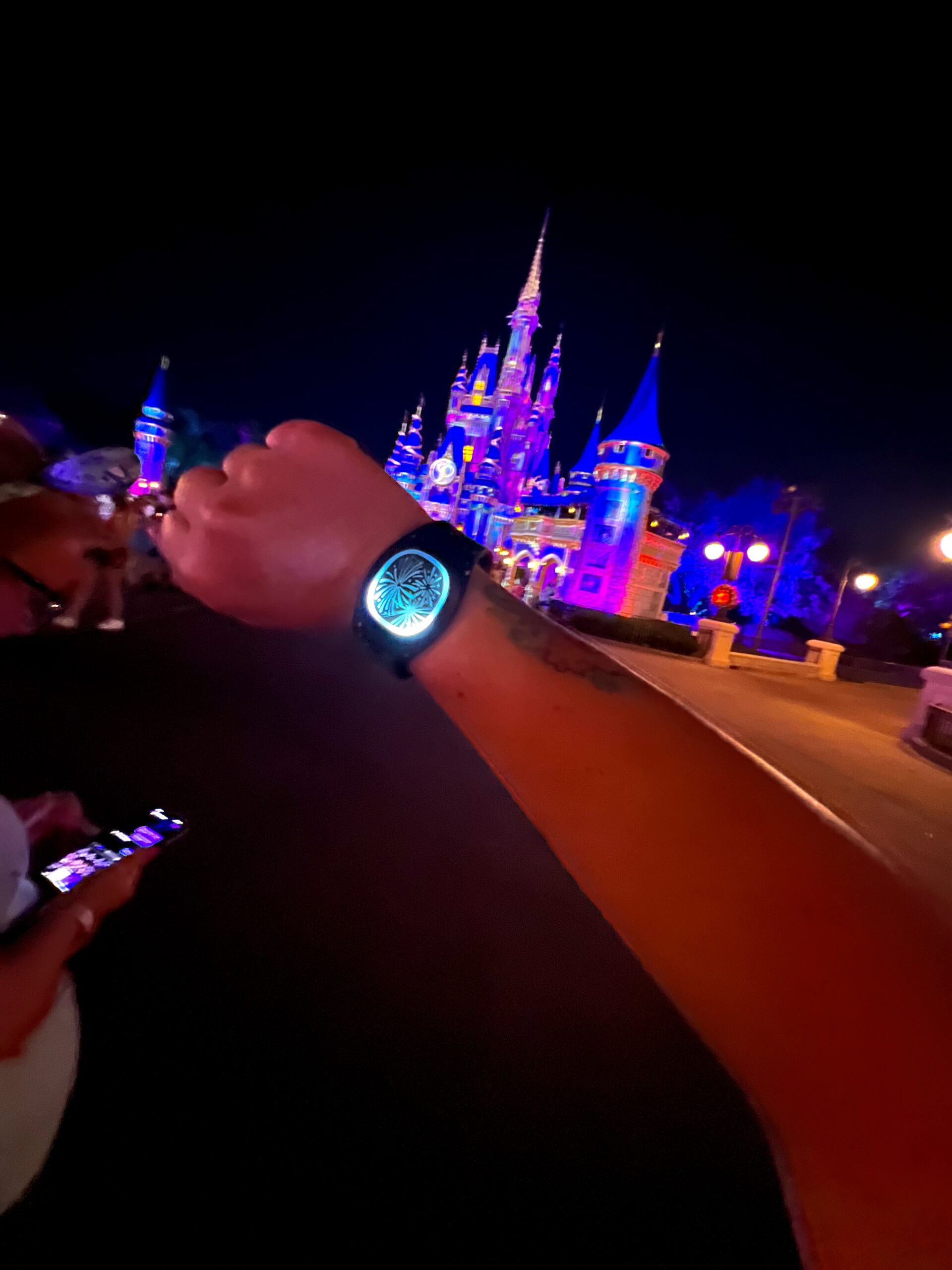 Why Stay Onsite at Walt Disney World MagicBand+