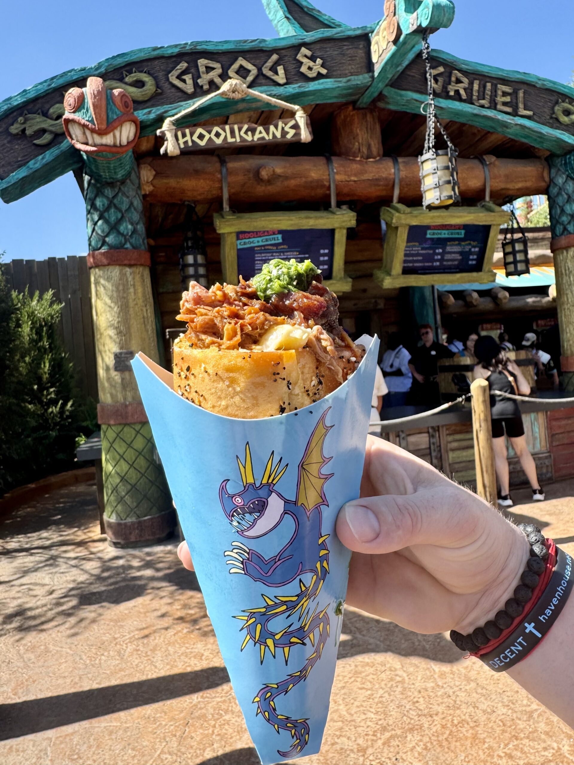 Isle of Berk at Epic Universe PB&J mac&cheese bread cone