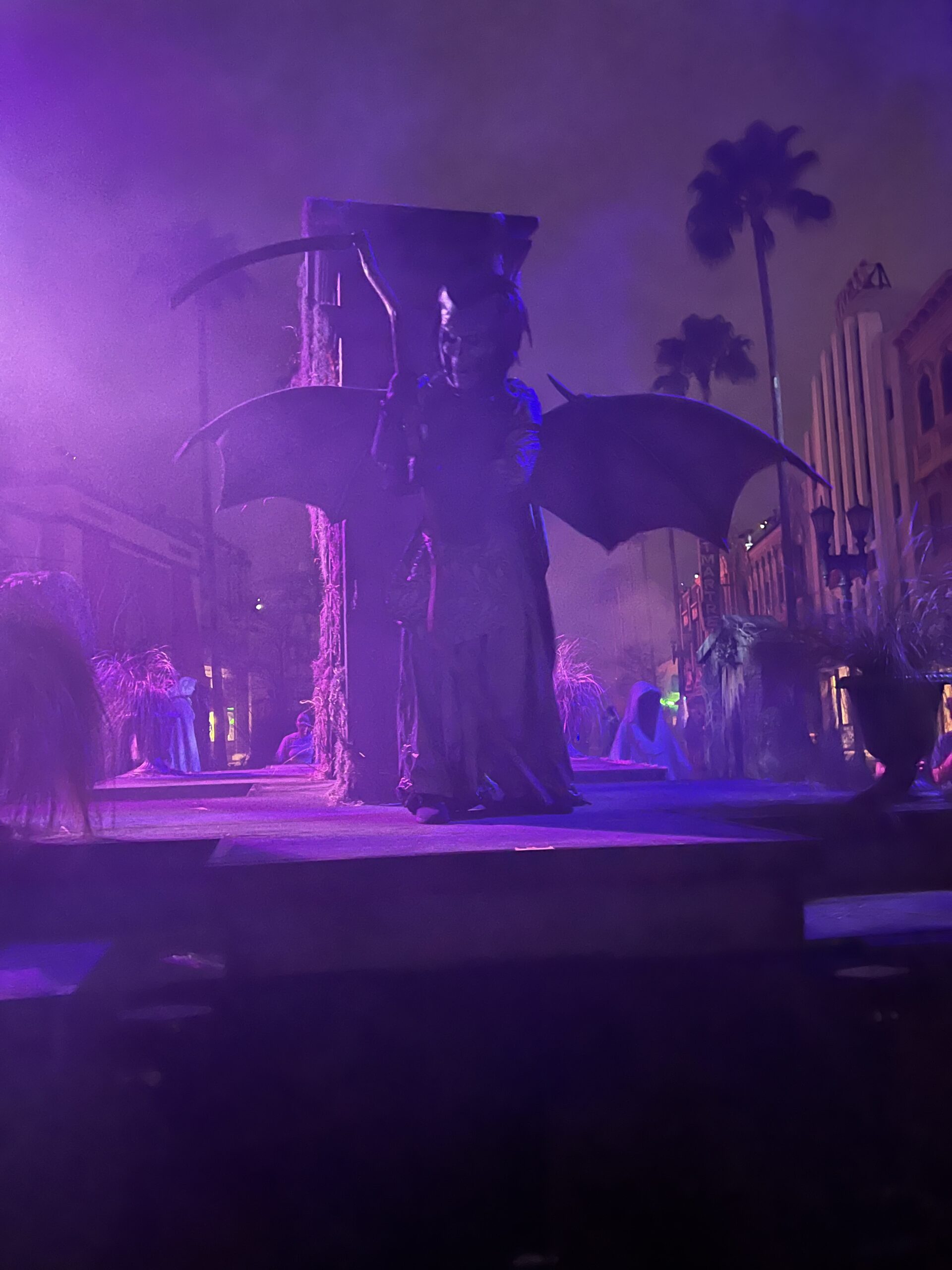 Enter If You Dare: HHN Scare Zones