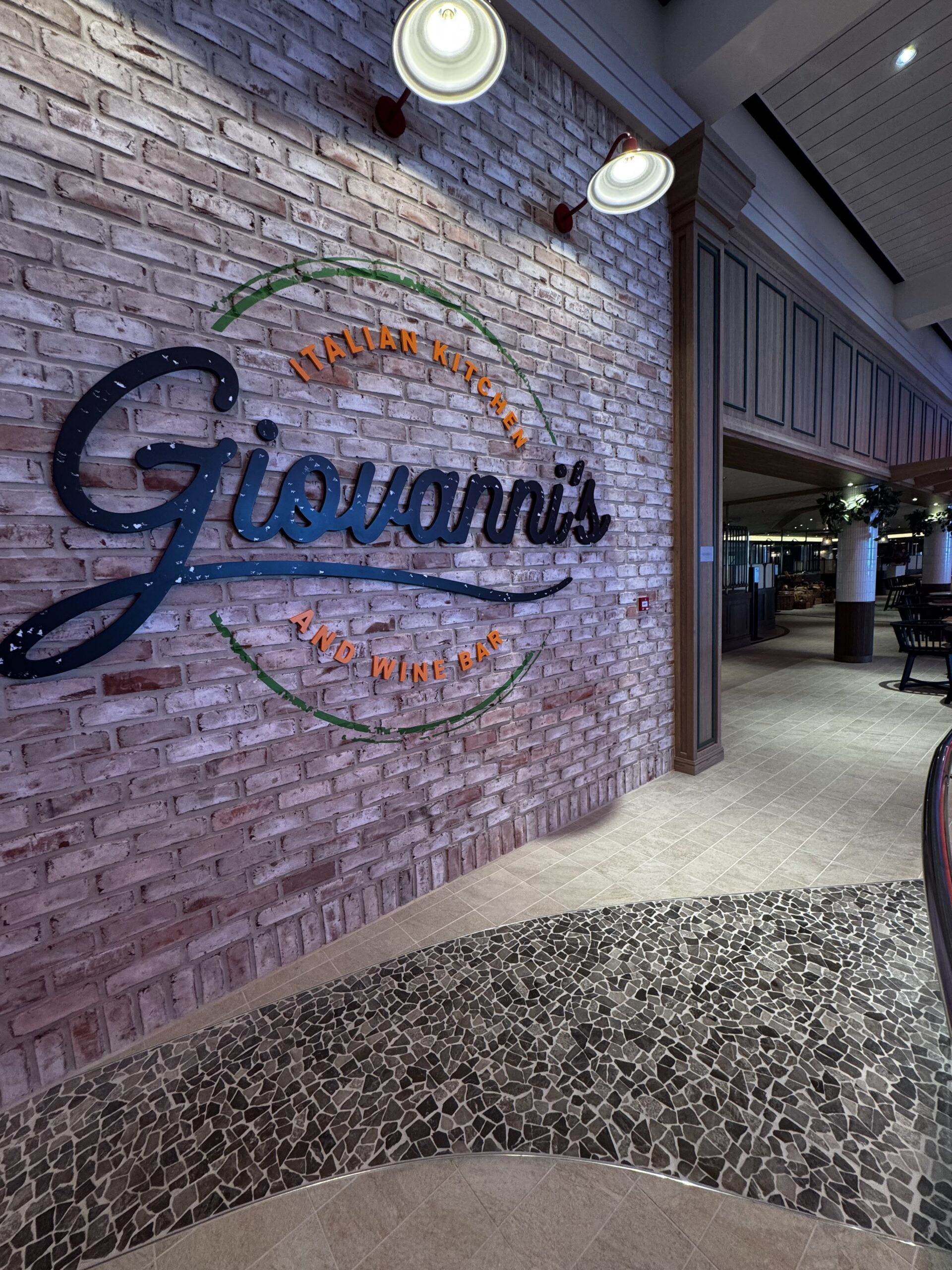 Giovanni's Star of the Seas