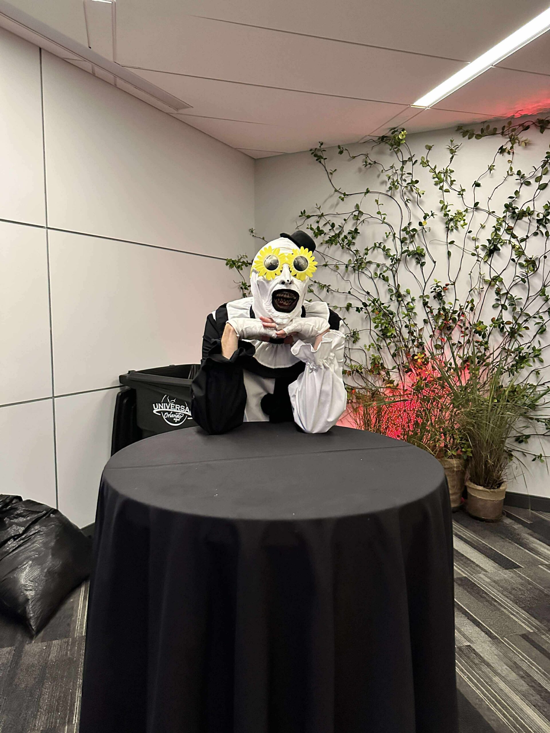 Art the Clown Halloween Horror Nights 34 Haunted House Review