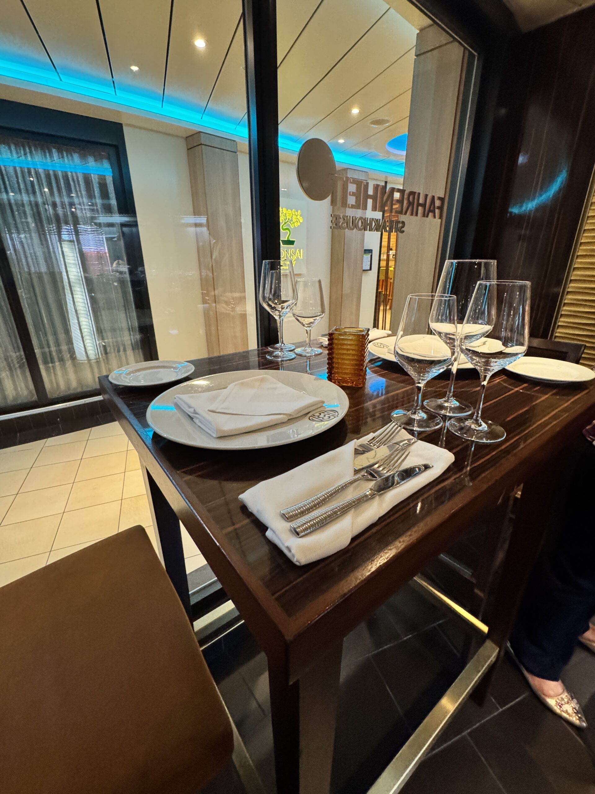 Carnival Sunshine Farenheit Steakhoouse