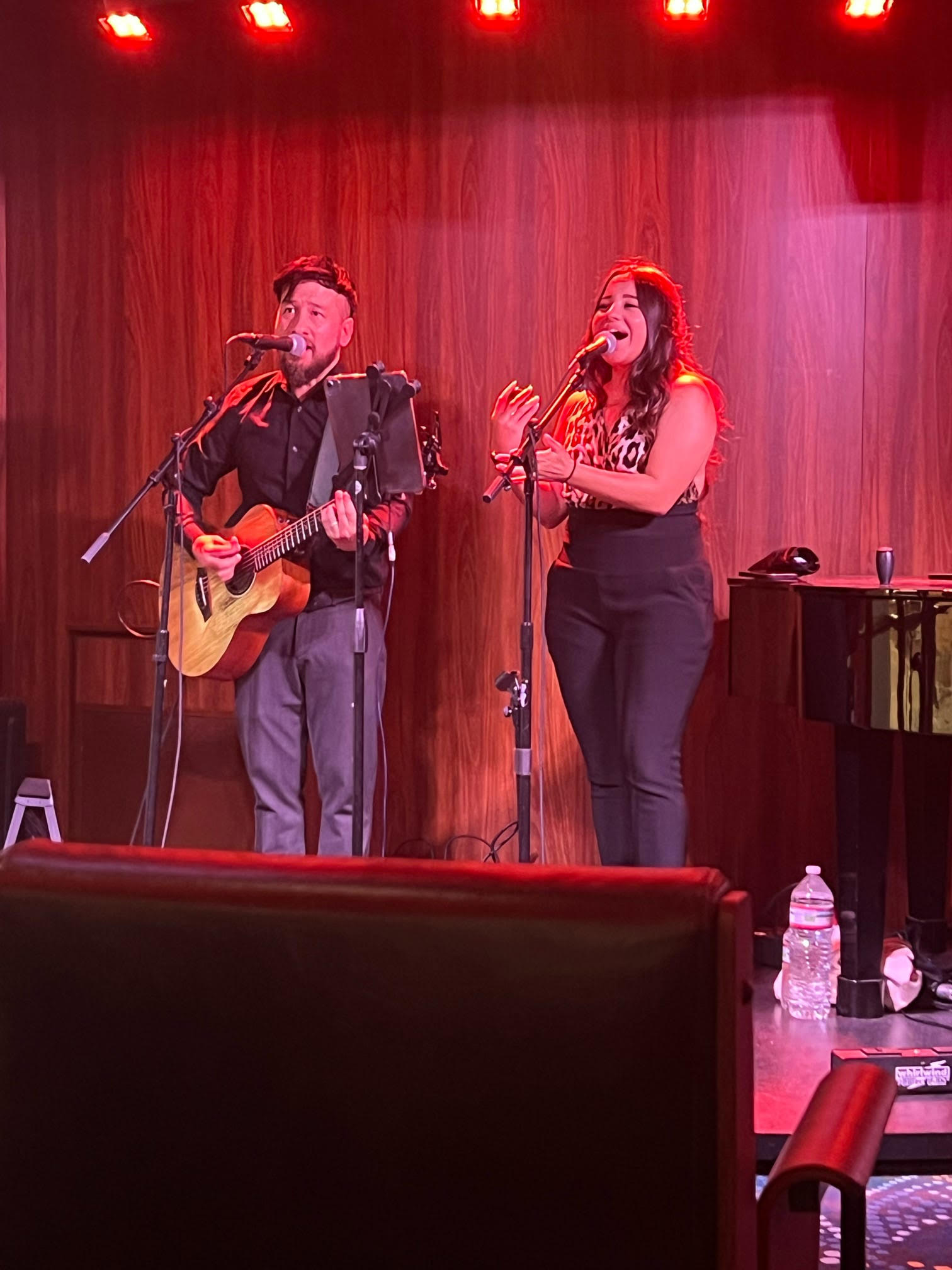 Live Music and Lounges