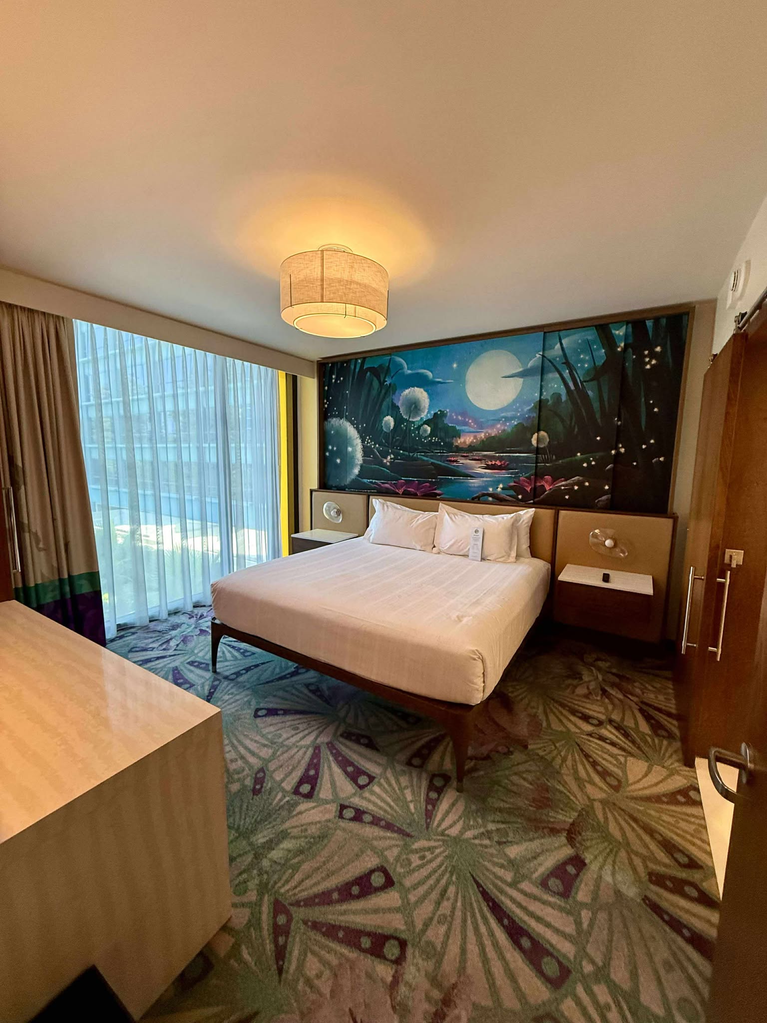 Villas at the Disneyland Hotel