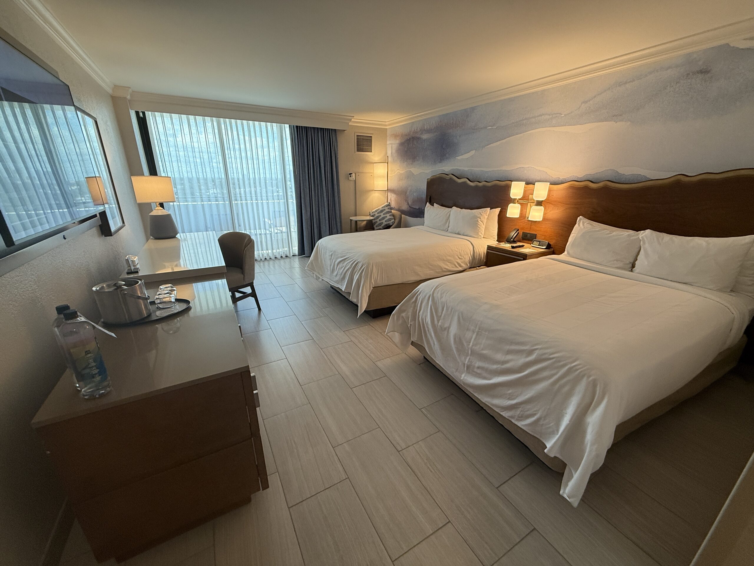 The Perfect Pre/Post Cruise Resort in Fort Lauderdale! 