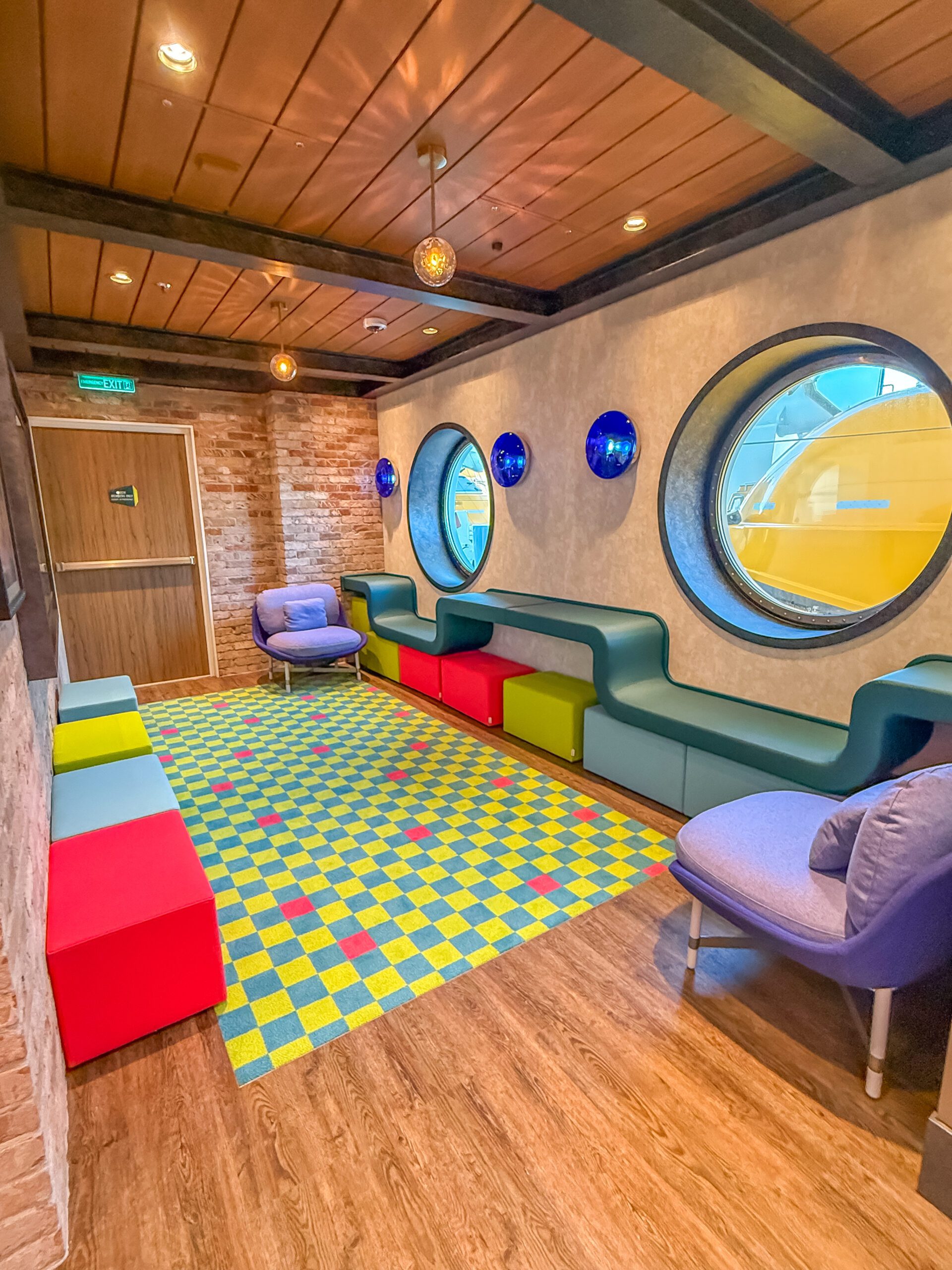 Edge: The Ultimate Hangout for Tweens Aboard the Disney Destiny