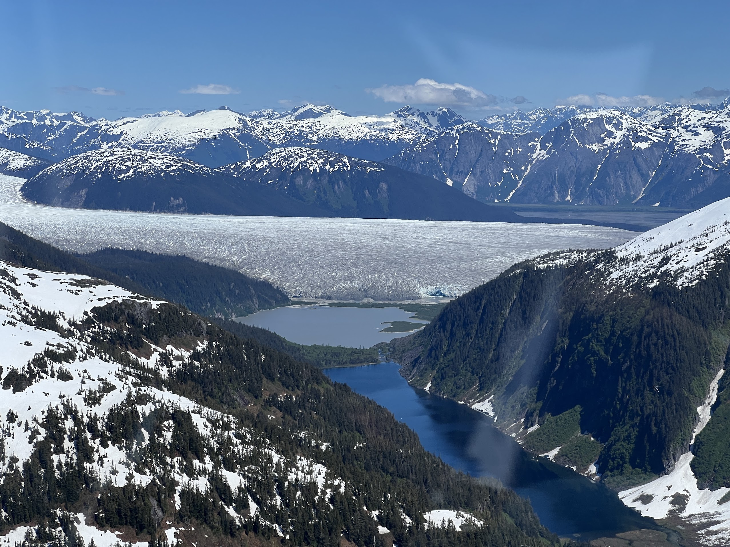 The Ultimate Travel Gift Guide 2025 Perfect Gifts Trips For Every