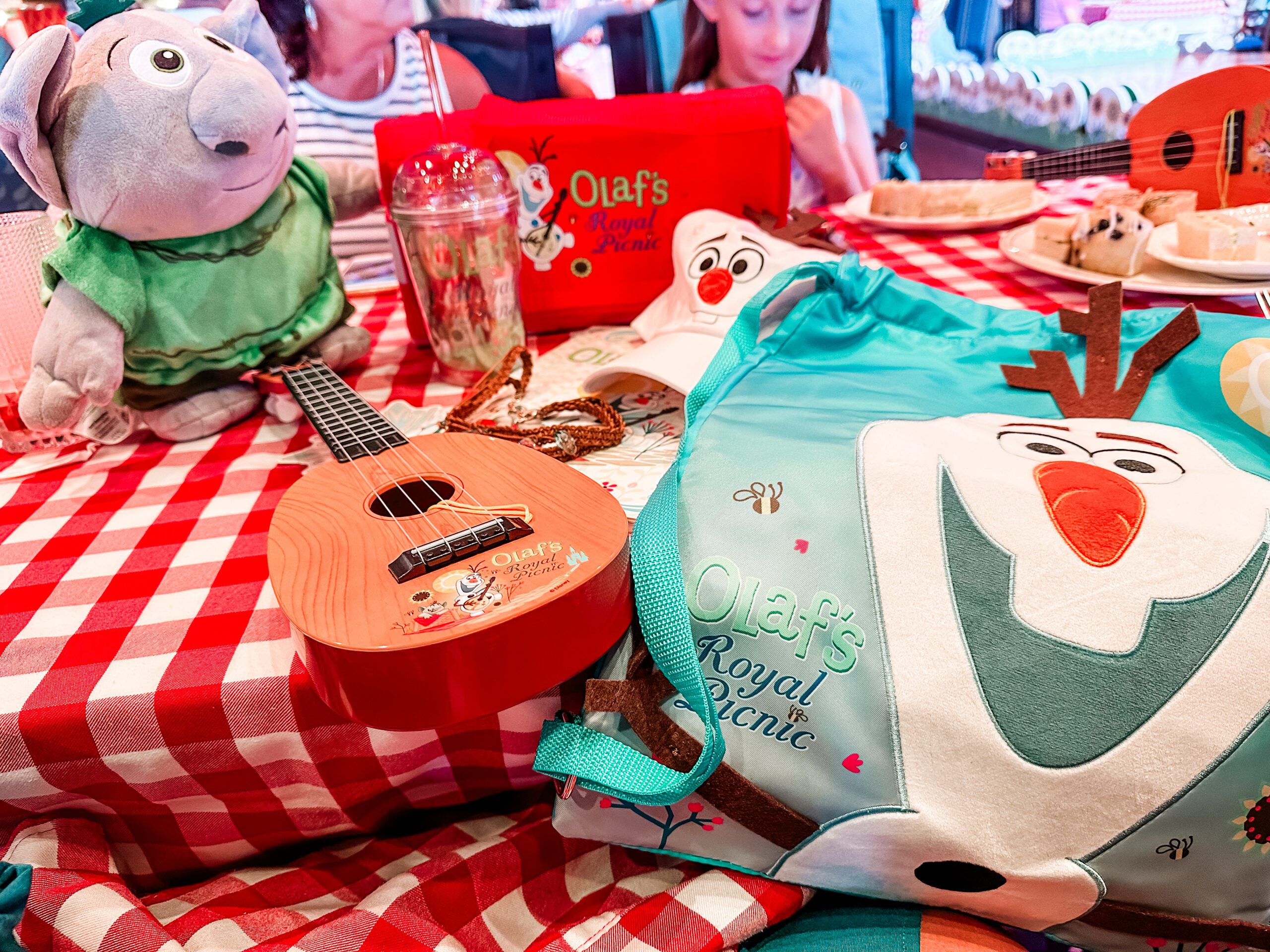 Olaf’s Royal Picnic Keepsakes