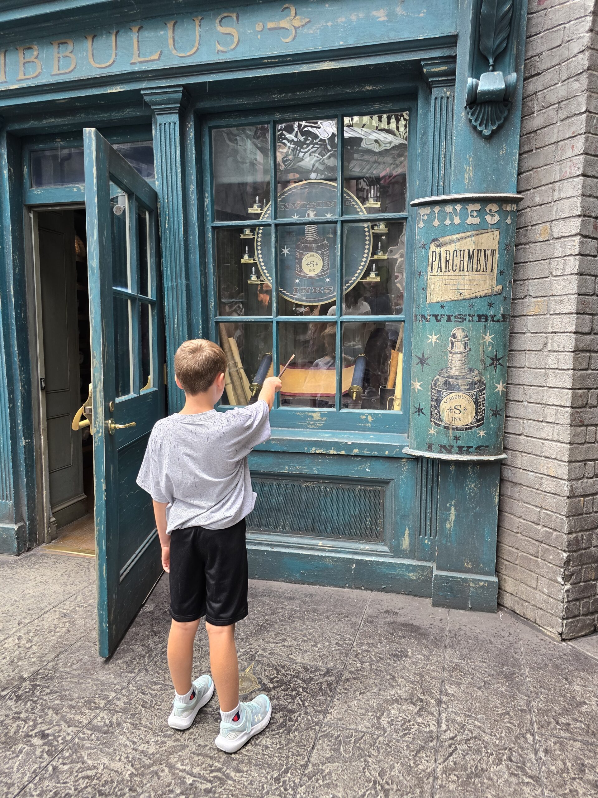 Universal Orlando With Kids wands